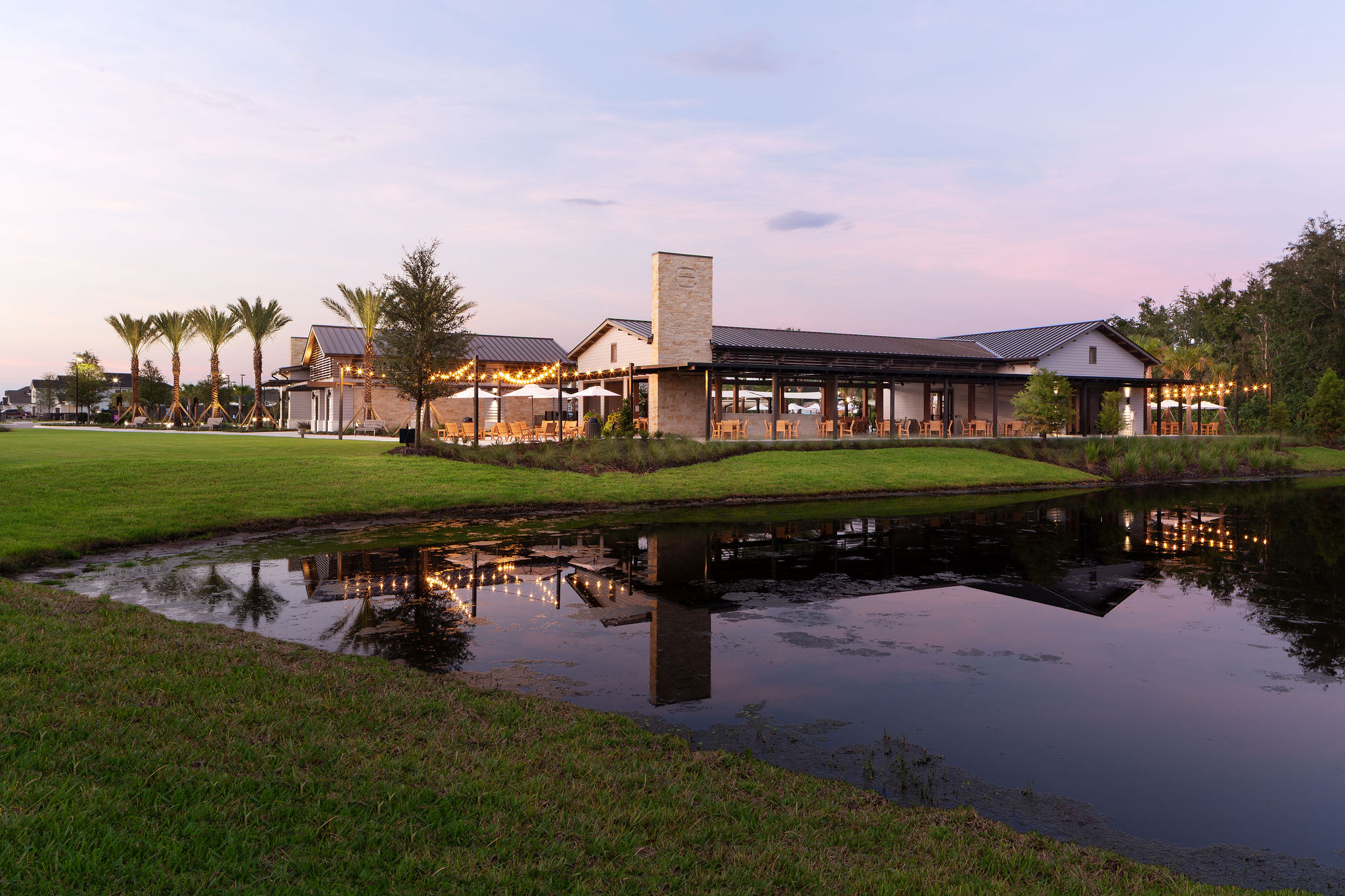 The Grove Everrange Carlton Construction 164 RET