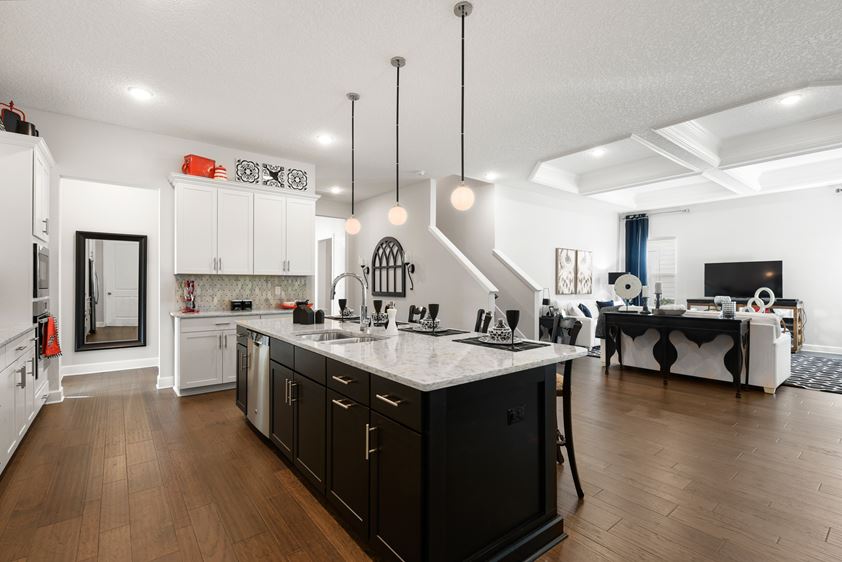 70 Village Grand 044