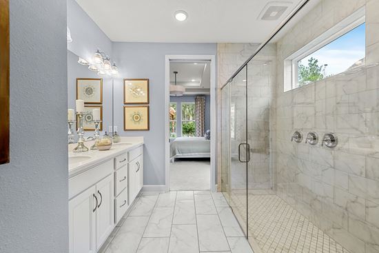Hernando Model Owners Spa Bath 3