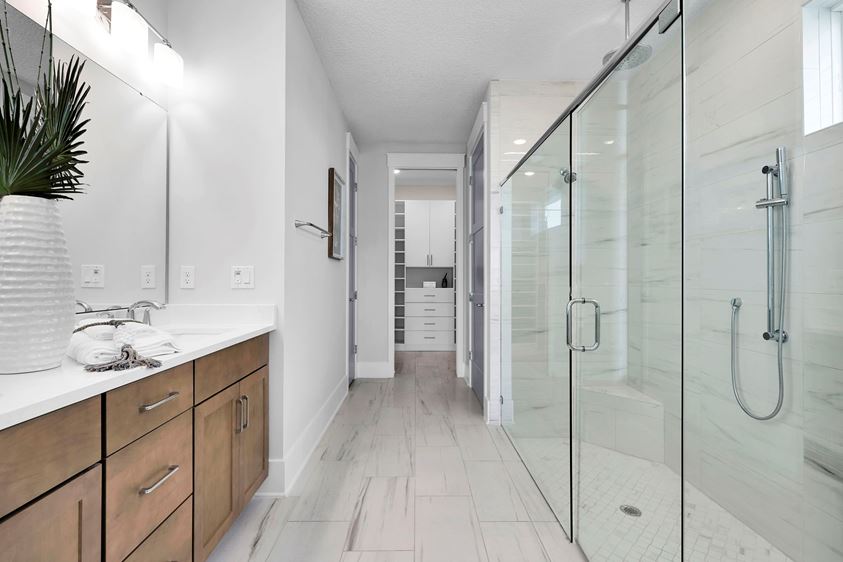 SV116 Hernando MC Owners Bath