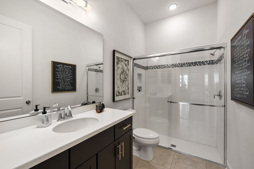 70 Village Grand 031