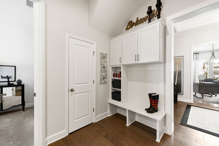 70 Village Grand 033