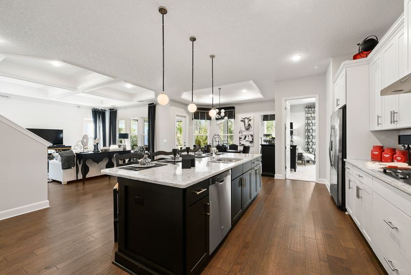 70 Village Grand 046
