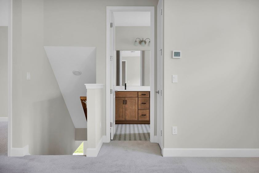 43 Web Or Mls 61 Blue Oak 043