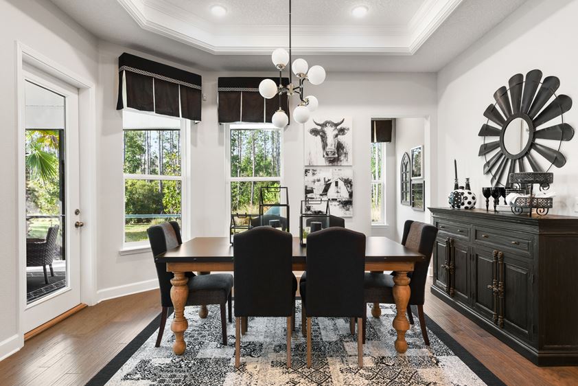 70 Village Grand 061