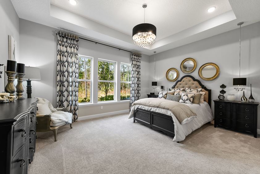 70 Village Grand 068